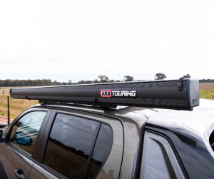 ARB MAKÍZA 3M BLACK ALUMINIUM AWNING W/ LIGHT